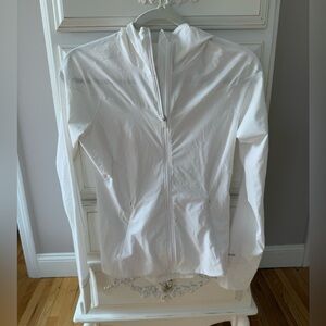 Brand new!! White lululemon rain jacket - Size 4